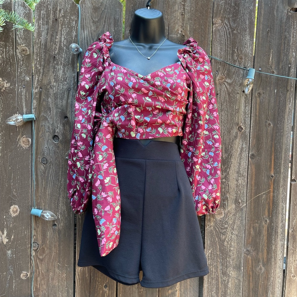 Women cute crop top long sleeve